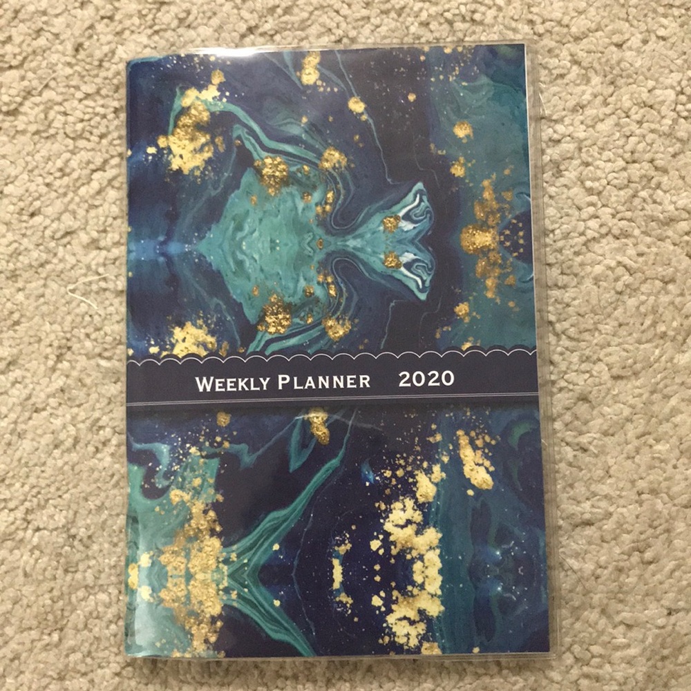 Marbled 2020 planner brand new 🛒